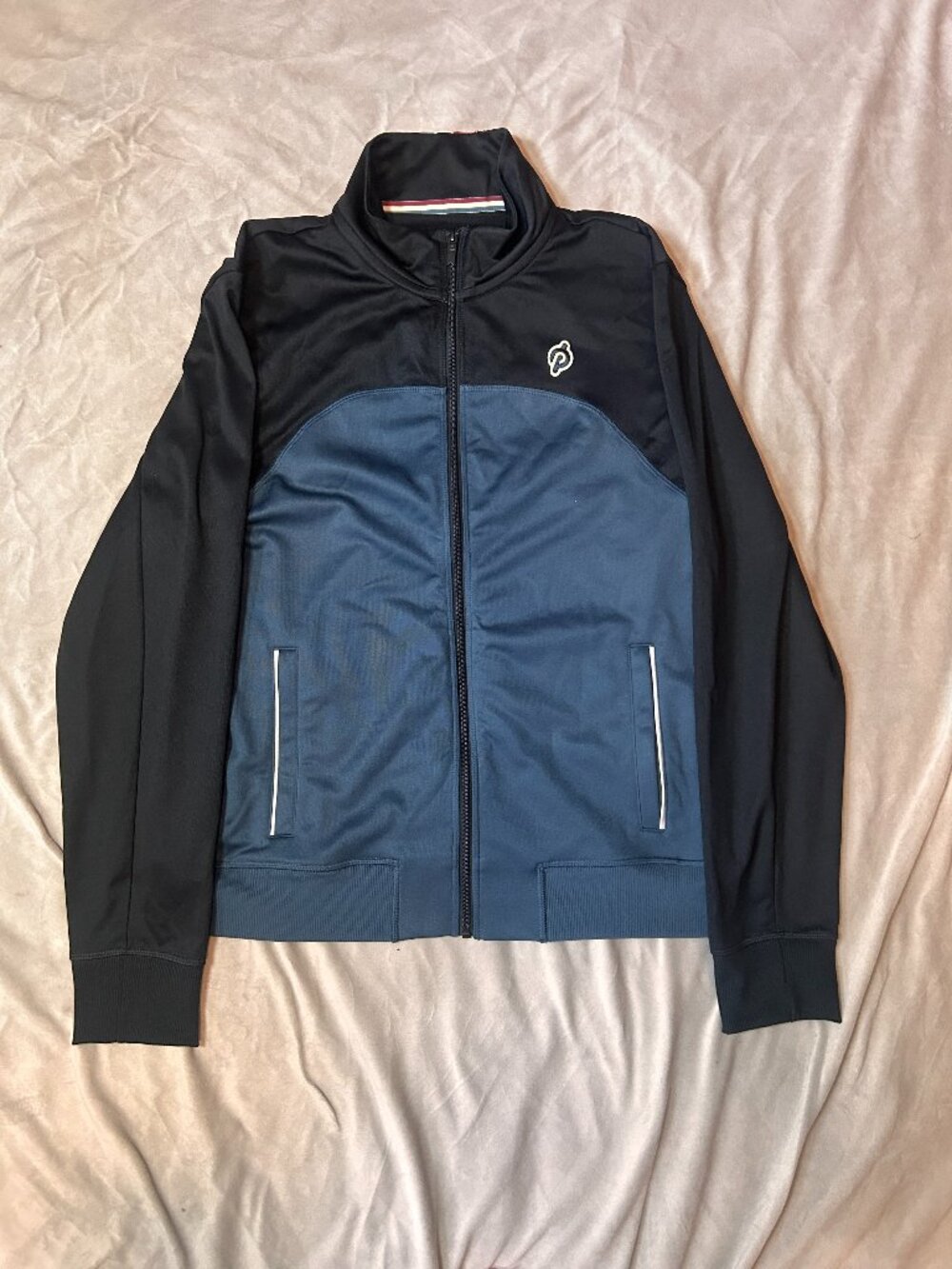 Peloton x Fourlaps Zip-Up Jacket — Medium | Black & Blue | Recycled Polyester